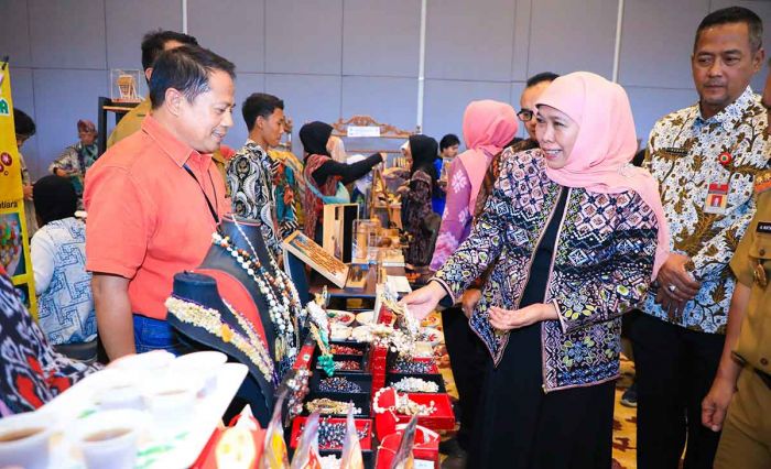 Misi Dagang dan Investasi Jatim-Banten, Gubernur Khofifah Optimis Tingkatkan Transaksi Perdagangan Misi Dagang dan Investasi Jatim-Banten, Gubernur Khofifah Optimis Tingkatkan Transaksi Perdagangan