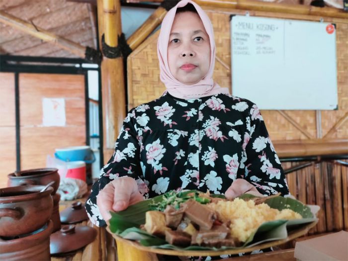 Krengking, Olahan Rebung Asap Khas Bukit Gandrung Medowo Kediri Krengking, Olahan Rebung Asap Khas Bukit Gandrung Medowo Kediri