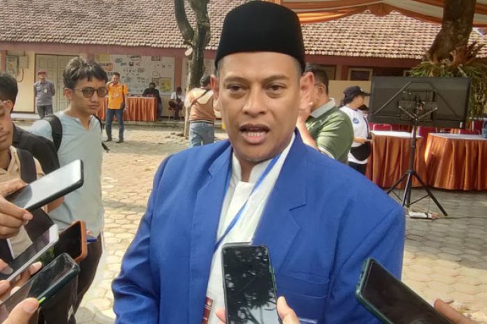 Abdullah Abu Bakar Masih Jabat Wali Kota Kediri hingga November 2023 Abdullah Abu Bakar Masih Jabat Wali Kota Kediri hingga November 2023