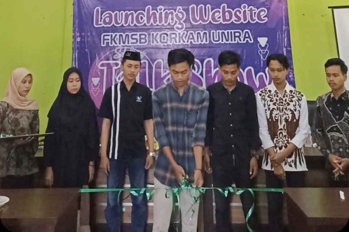 FKMSB Unira Pamekasan Launching Website Media dan Gelar Talk Show