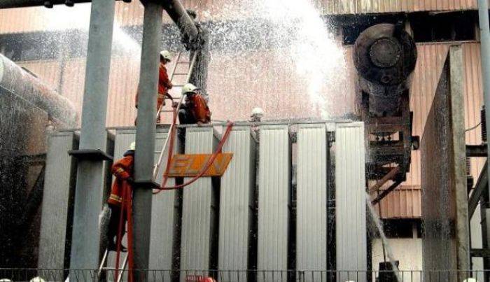 Trafo Listrik di Kanor Bojonegoro Meledak, Dua Dusun Padam Trafo Listrik di Kanor Bojonegoro Meledak, Dua Dusun Padam