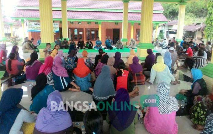 Warga Ancam Berhentikan PT SUB Diwek, Empat Tahun Abaikan Dampak Lingkungan Warga Ancam Berhentikan PT SUB Diwek, Empat Tahun Abaikan Dampak Lingkungan