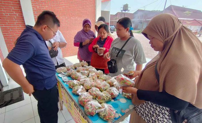 Stabilkan Harga Cabai, Pemkot Mojokerto Gelar Operasi Pasar Cabai Murah Stabilkan Harga Cabai, Pemkot Mojokerto Gelar Operasi Pasar Cabai Murah