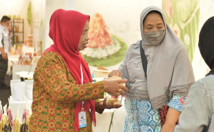 Mulitina Tumini Sukses Kembangkan Usaha Keripik Macho Eliza Berkat Bantuan Rumah BUMN Baturaja Mulitina Tumini Sukses Kembangkan Usaha Keripik Macho Eliza Berkat Bantuan Rumah BUMN Baturaja