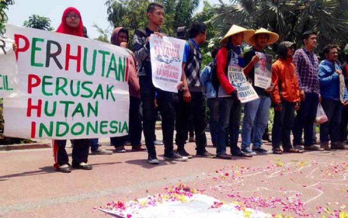Kasus Tambang Ilegal Lumajang: Dewan Jatim Ancam Bentuk Pansus Kasus Tambang Ilegal Lumajang: Dewan Jatim Ancam Bentuk Pansus