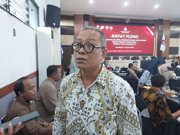 Hari ini, 15 dari 31 Kecamatan di Surabaya sudah Rampung Rekapitulasi Suara oleh KPU