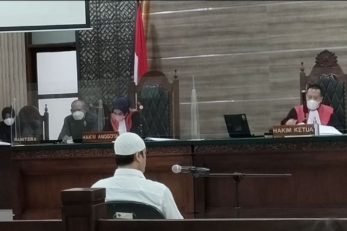 PN Kota Kediri Gelar Sidang Pertama Kasus KDRT Ferry Irawan, Agenda Pembacaan Dakwaan PN Kota Kediri Gelar Sidang Pertama Kasus KDRT Ferry Irawan, Agenda Pembacaan Dakwaan