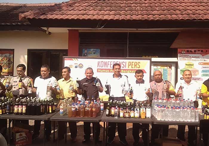 21 Hari Operasi, Polres Bangkalan Amanakan 416 Botol Miras
