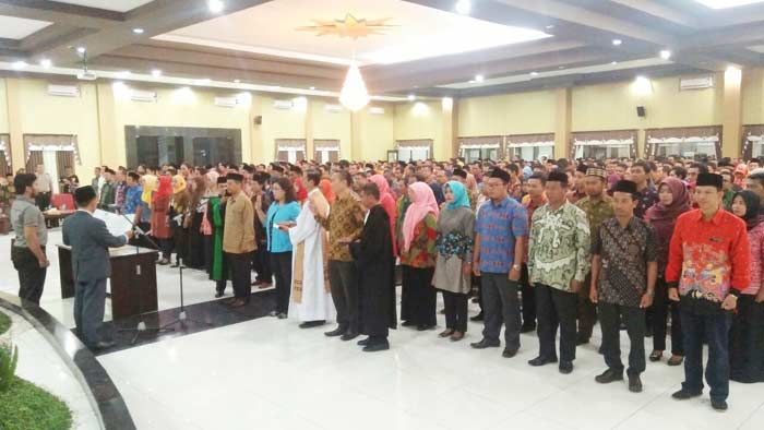 Ribuan Anggota PPK dan PPS Kabupaten Sidoarjo Dilantik