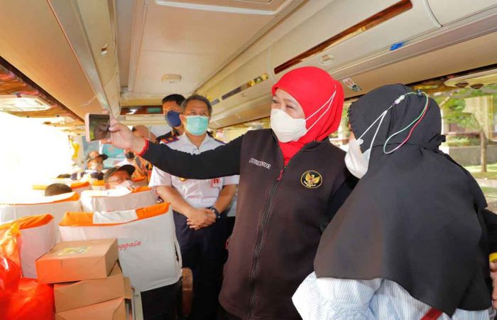 Kembali Gelar Program Mudik Gratis, Pemprov Jatim Siapkan 161 Bus hingga Kapal Kembali Gelar Program Mudik Gratis, Pemprov Jatim Siapkan 161 Bus hingga Kapal