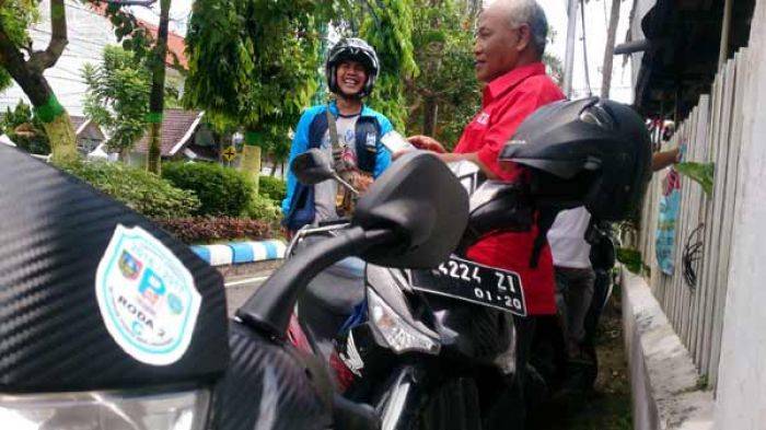 Percuma Bayar Parkir Berlangganan di Jombang, Pengendara tetap Dipungut Biaya Percuma Bayar Parkir Berlangganan di Jombang, Pengendara tetap Dipungut Biaya