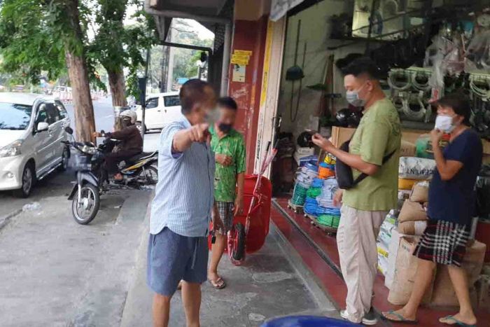 Merasa Dilecehkan, Pria di Surabaya Laporkan Pamannya ke Polisi Merasa Dilecehkan, Pria di Surabaya Laporkan Pamannya ke Polisi