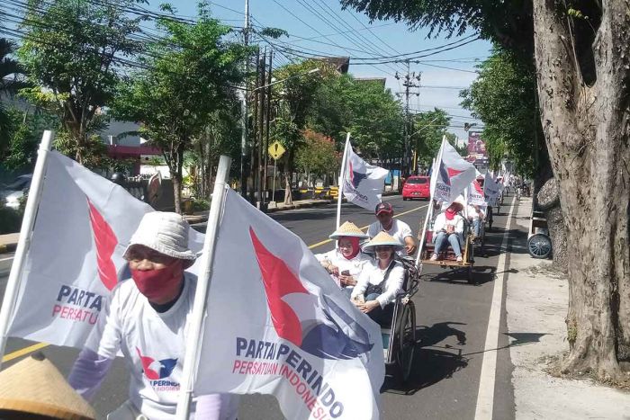 Kirim Berkas Bacaleg ke KPU, Partai Perindo Kota Madiun Targetkan 6 Kursi DPRD Kirim Berkas Bacaleg ke KPU, Partai Perindo Kota Madiun Targetkan 6 Kursi DPRD