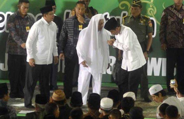 Kaukus Muda NU Prihatin Kiai Usulkan Diri Sendiri Jadi Anggota AHWA Kaukus Muda NU Prihatin Kiai Usulkan Diri Sendiri Jadi Anggota AHWA
