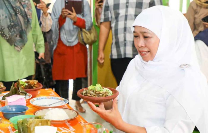 Gubernur Khofifah Berharap Sambal Wader Jadi Ikon Baru Kabupaten Mojokerto