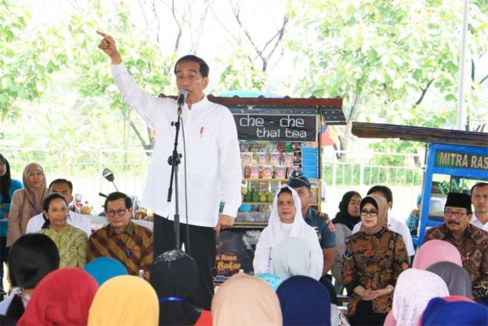 Pakde Karwo Dampingi Kunker Presiden Jokowi di Magetan