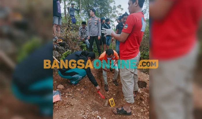 Fakta Baru Pembunuhan di Sampang, Korban Sempat Dijemput dari Surabaya Fakta Baru Pembunuhan di Sampang, Korban Sempat Dijemput dari Surabaya