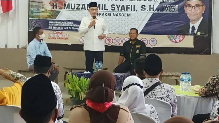 Reses, Muzamil Syafi Reses, Muzamil Syafi