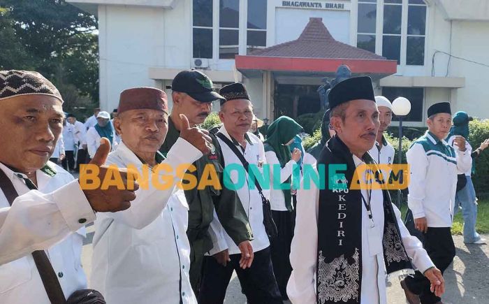 Hadrah dan Rebana Iringi Pendaftaran 50 Bacaleg PKB Kabupaten Kediri Hadrah dan Rebana Iringi Pendaftaran 50 Bacaleg PKB Kabupaten Kediri