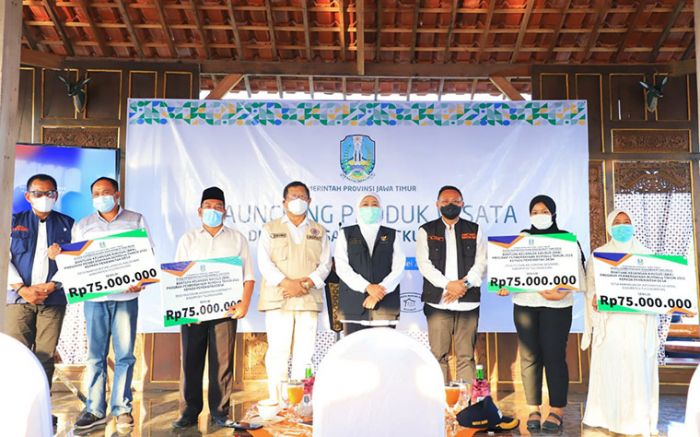 Launching Desa Wisata Zona KIP, Khofifah Bantu Modal Untuk 200 BUM Desa di Jatim