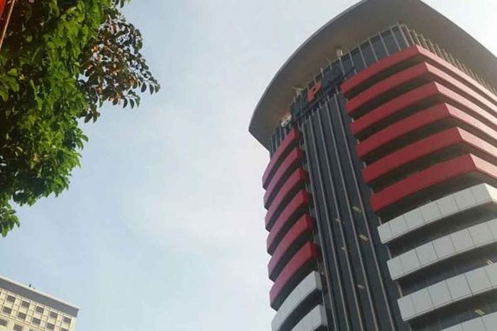 KPK Periksa Bupati Lamongan Terkait Dugaan Korupsi Pembangunan Proyek KPK Periksa Bupati Lamongan Terkait Dugaan Korupsi Pembangunan Proyek