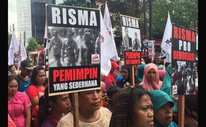 Risma-Sandi atau Risma-Anies Bisa Kalahkan Ahok-Djarot Risma-Sandi atau Risma-Anies Bisa Kalahkan Ahok-Djarot