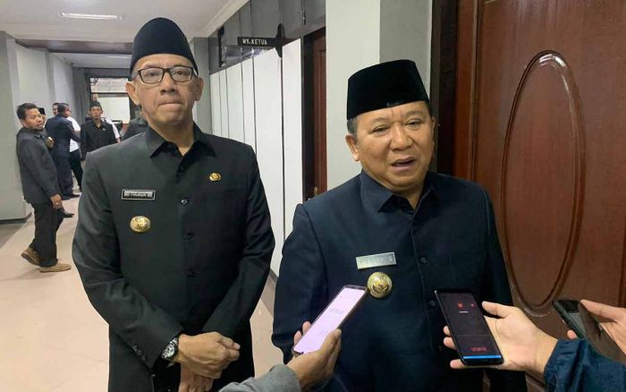 Pemkab dan DPRD Jember Sepakati Perubahan KUA-PPAS 2023 Pemkab dan DPRD Jember Sepakati Perubahan KUA-PPAS 2023