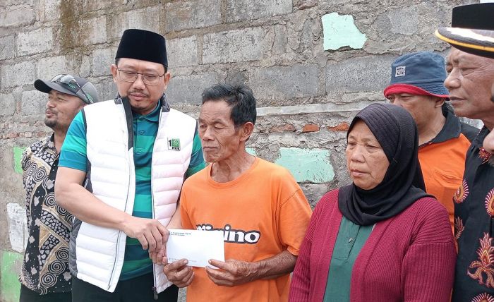 Ditinggal Nonton Ludruk, Rumah Warga Ludes, Ketua DPRD Pasuruan Tanggung Kerugian Ditinggal Nonton Ludruk, Rumah Warga Ludes, Ketua DPRD Pasuruan Tanggung Kerugian