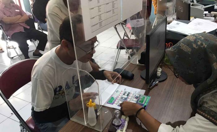 Sederhanakan Pendaftaran BPJS Kesehatan, Dinsos Kota Kediri Hadirkan Pelayanan PBID Satu Pintu Sederhanakan Pendaftaran BPJS Kesehatan, Dinsos Kota Kediri Hadirkan Pelayanan PBID Satu Pintu