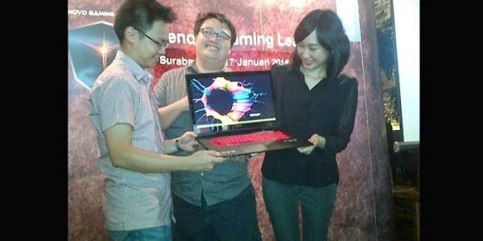 Produk baru Lenovo saat dipamerkan di lokasi Gaming League. foto: rusmiyanto/ BANGSAONLINE