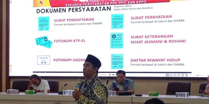 Komisioner KPU Surabaya, Subairi.