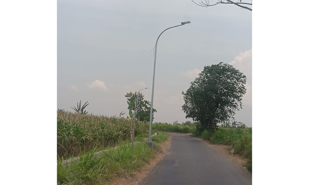 Salah satu titik PJU di Desa Jatisari Kecamatan Arjasa. Foto: BANGSAONLINE