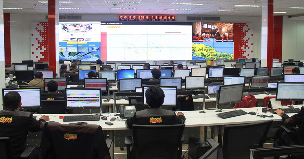 Indosat siap melayani pelanggan saat natal dan tahun baru 2022 yang diprediksi bakal mengalami kenaikan traffic.