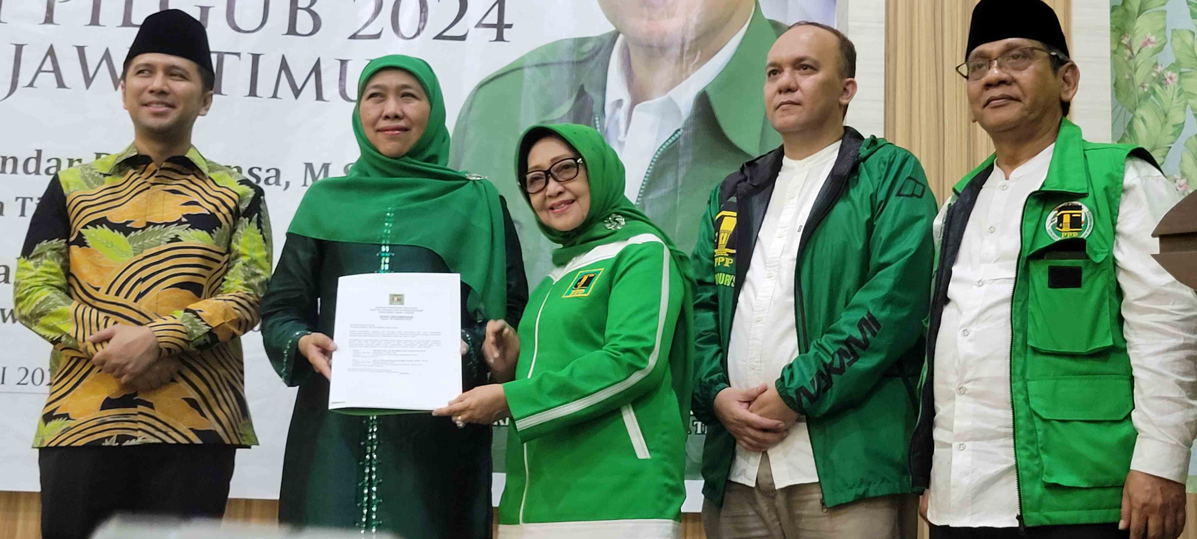 Susul Golkar, PPP Serahkan Rekom ke Khofifah dan Emil Dardak