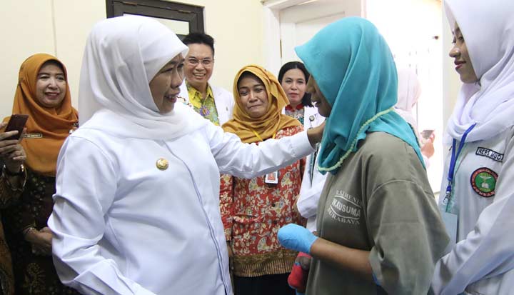 Jenguk Fitriani di RSJ Menur, Gubernur Ingatkan Pentingnya After Care
