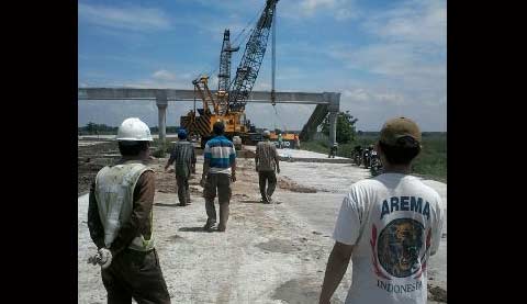 Jalan tol tahan II yang masih dipersoalkan warga. 