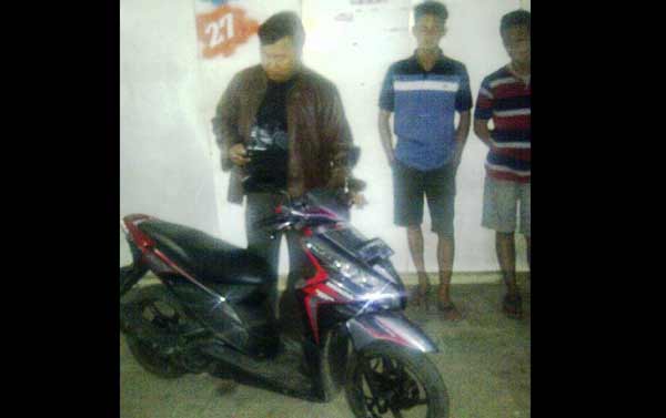 Sepeda motor yang dipakai saat korban dibunuh. foto: soewandito/BANGSAONLINE