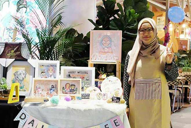 Mita dan display karyanya. foto: istimewa 