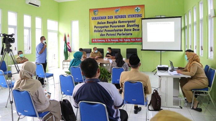 Pemerintah Kabupaten (Pemkab) Kediri melalui Dinas Kesehatan menggelar Sarasehan dan Rembuk Stunting, Senin (13/7/2020) lalu. 