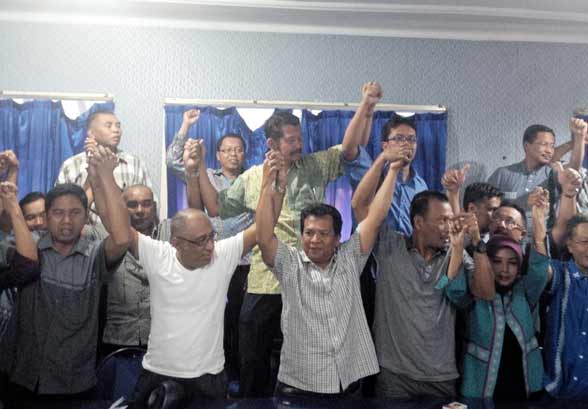 Para pengurus DPD PAN yang menolak Muswil ulang. (didi rosadi/BANGSANOLINE)