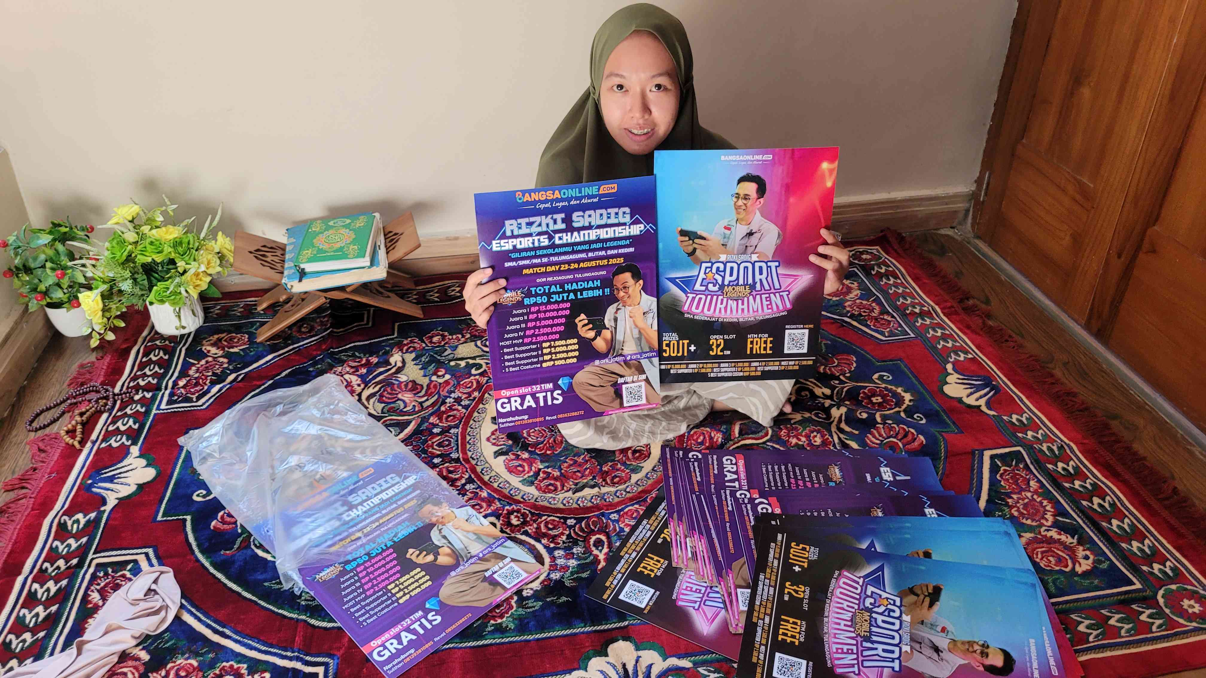 Sebagian poster Turnamen Esport Piala Rizki Sadig 2025  yang siap disebar. Foto: bangsaonline