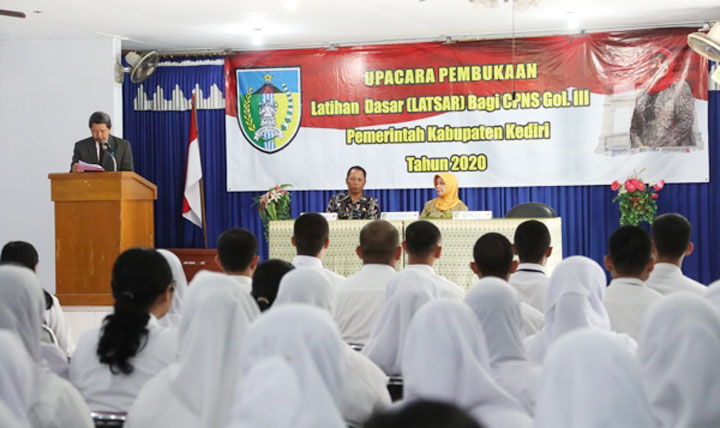 Pembukaan Diklatsar bagi CPNS Gol. III Pemerintah Kab. Kediri tahun 2020.