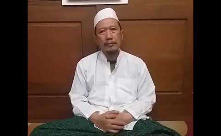 KH. Imron Mutamakkin, Ketua PCNU Kabupaten Pasuruan.
