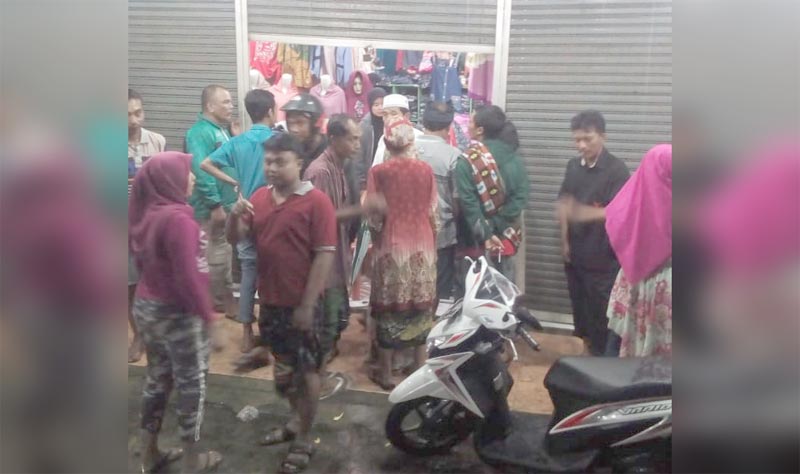Bedak milik Kasiatun di Pasar Gotong Royong, yang dibobol maling.