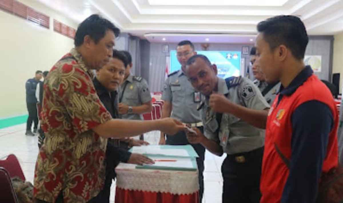 Simulasi pemilu di Lapas Surabaya.