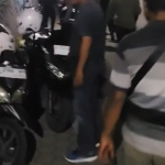 Motor yang ditinggal anggota gangster saat digrebek Polisi