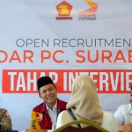 Ketua PC Tidar Surabaya, Dwi Wijayanto (tengah berkopiah), saat open rekrutmen pengurus. Foto: Ist