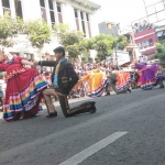 Delegasi Meksiko yang menampilkan tarian berpasangan. Foto: YUDI ARIANTO/BANGSAONLINE