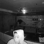 Seperti ini wajah pembobol konter HP di Sukodono SIdoarjo yang tertangkap CCTV.