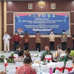 Suasana adem ayem tampak dalam kegiatan silaturahmi yang digelar Polres Blitar Kota, Jumat (18/12/2020). (foto: ist)